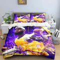 Parure de lit Lebron James, en tir de basket sur fond violet lumineux